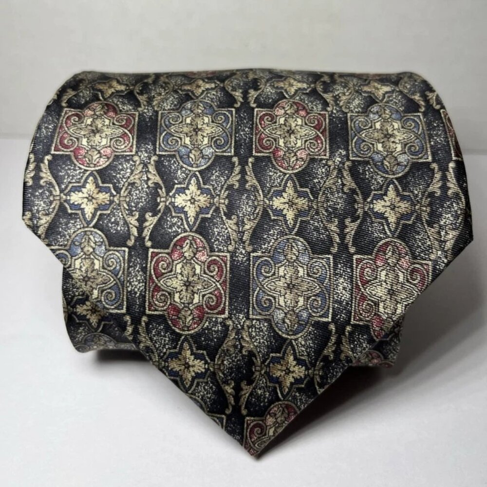 417 by Van Heusen 100% Italian Silk Men's Necktie Multicolor L 59 1/2 W 3 3/4